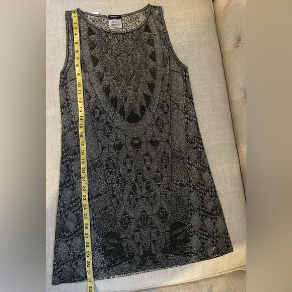 Iconic Chanel Dress sz 38 featured in Karl Lagerfeld’s 2010 Cruise Collection - Picture 9 of 12